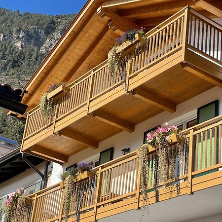 B&B La Casa Del Sole ซิอาโน ดิ ฟิเอมเม ภายนอก รูปภาพ