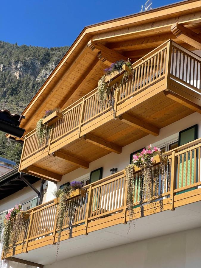 B&B La Casa Del Sole ซิอาโน ดิ ฟิเอมเม ภายนอก รูปภาพ
